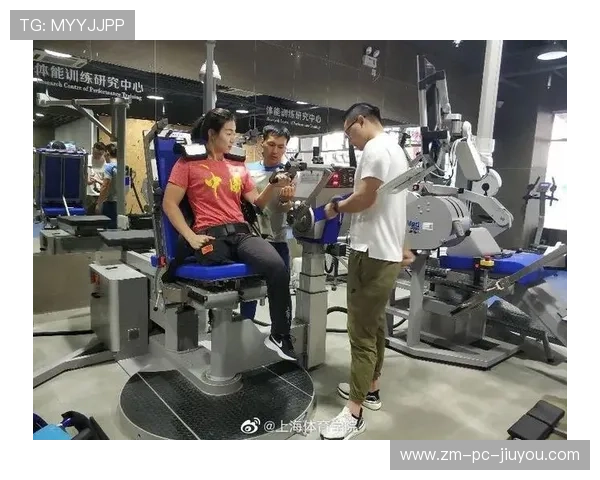 职业运动员的日常：训练与比赛双重挑战，职业运动员vs业余